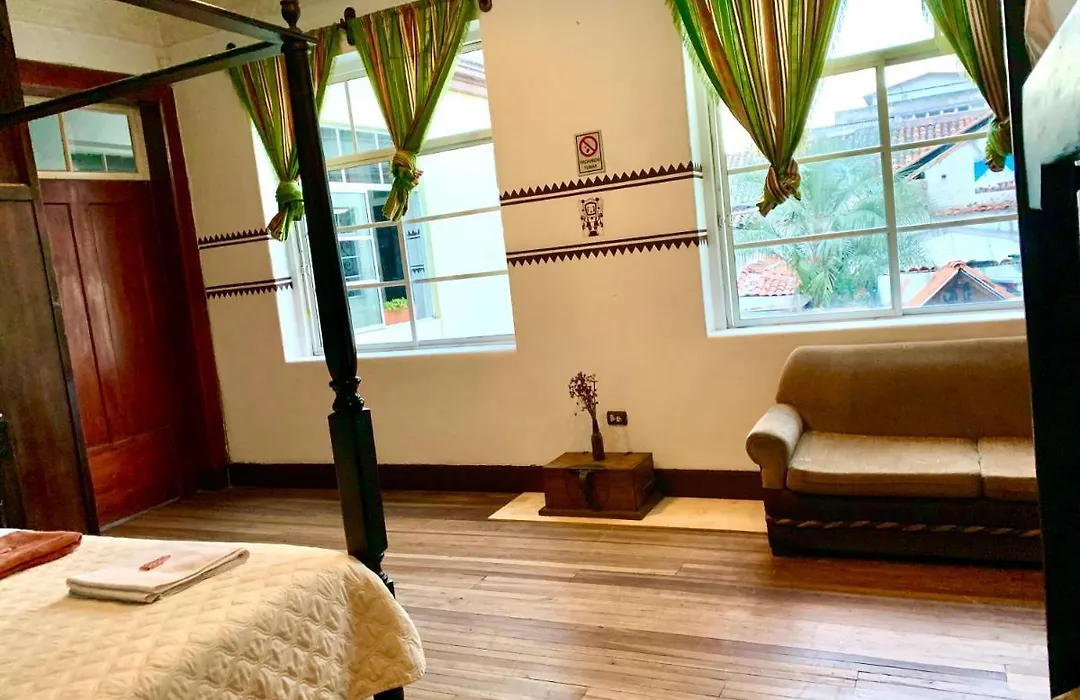 Hostal Yakumama-1